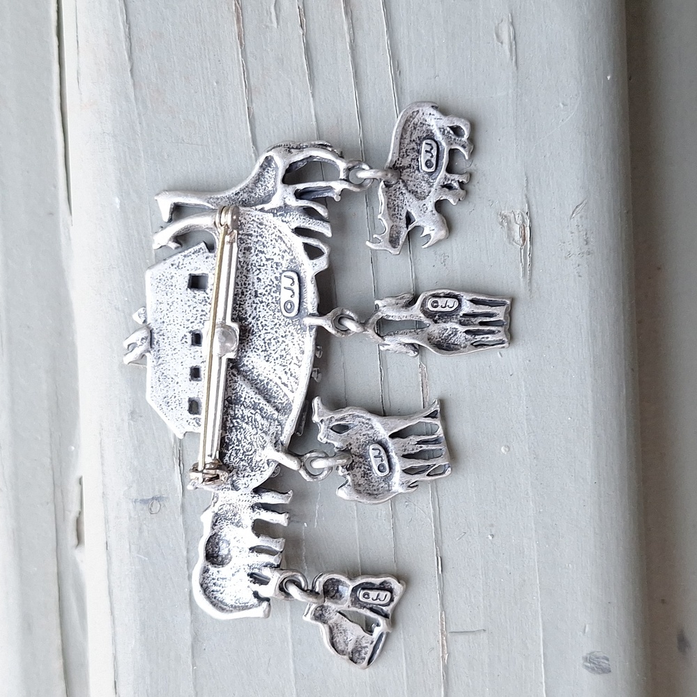 Vintage 90s Noah's Ark religious pin JJ designs - Picture 4 of 4